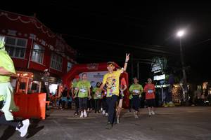 BIB: 
                            <button type="button" onclick="openModal(26262563)" class="btn btn-primary btn-sm float-right btn-popup" data-toggle="modal" data-target=".modal-high-quality">
                        <i class="fas fa-shopping-cart"></i> Add to Cart
                    </button>
                                            <button type="button" onclick="isThisMe(26262563, true)" class="btn btn-success btn-sm float-right btn-popup btn-isme hidden" data-toggle="tooltip" data-placement="bottom" title="นี่คือรูปของคุณใช่ไหม คลิกที่นี่เพื่อเอาเข้าอัลบั้ม">
                        <i class="fas fa-plus"></i> Add to album
                    </button>
                    <button type="button" onclick="isThisMe(26262563, false)" class="btn btn-warning btn-sm float-right btn-popup btn-isnotme hidden">
                        <i class="fas fa-ban"></i> Remove from album
                    </button>